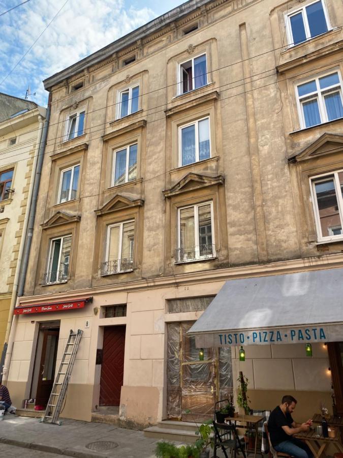 Апартаменти для великої компанї в центрі міста Львів Екстер'єр фото